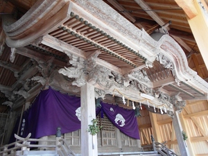 春日神社本殿